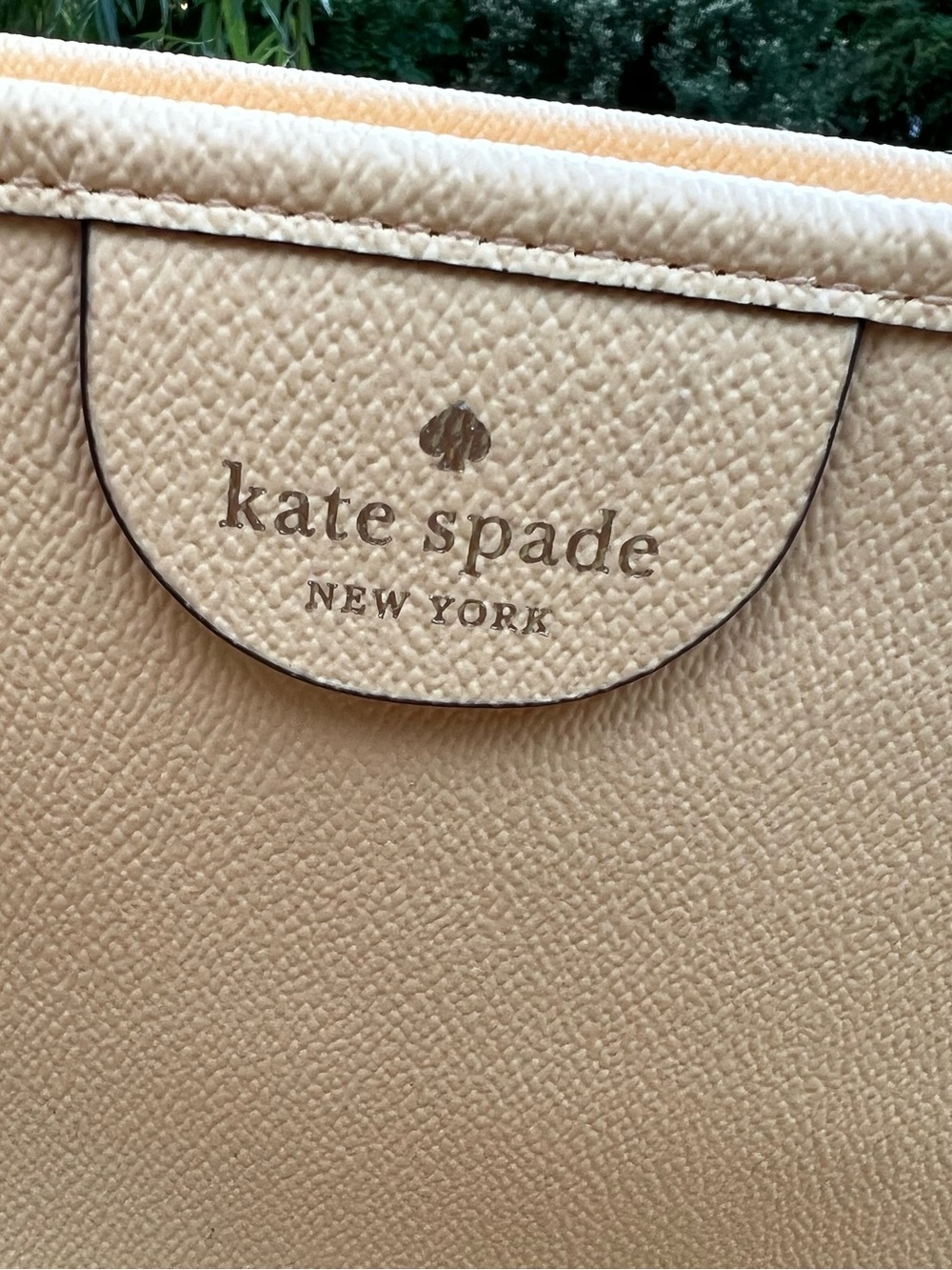 Kate Spade Lori Elegant Yellow Tote Bag - Picture 6 of 16